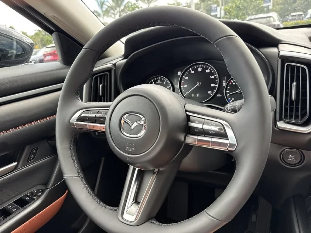 Mazda CX-50 2.5 Turbo Meridian Edition AWD 2026 — side view