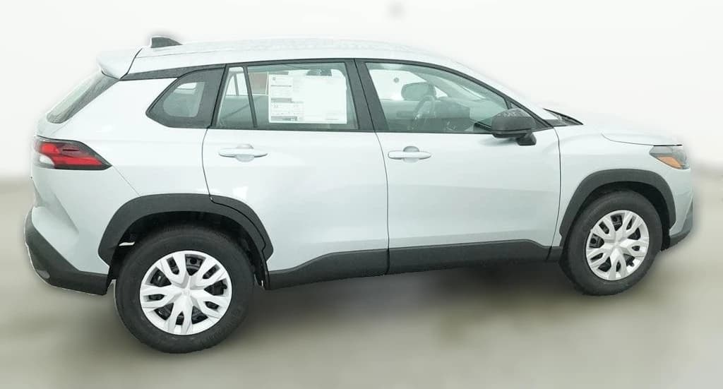 Toyota Corolla Cross L 2WD (Natl) 2026 — side view