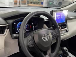 Toyota Corolla Cross L 2WD (Natl) 2026 — side view