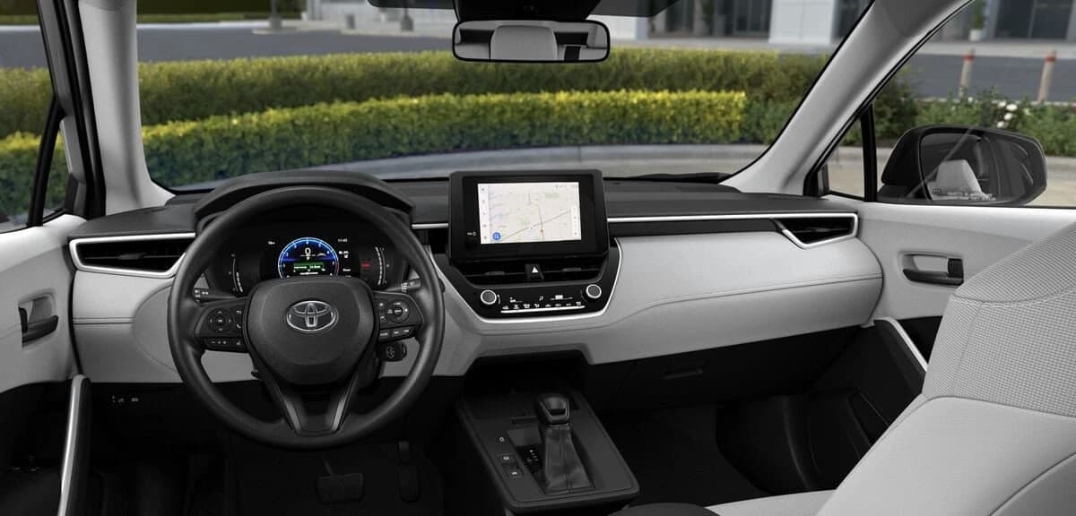 Toyota Corolla Cross L 4WD (Natl) 2026 — side view