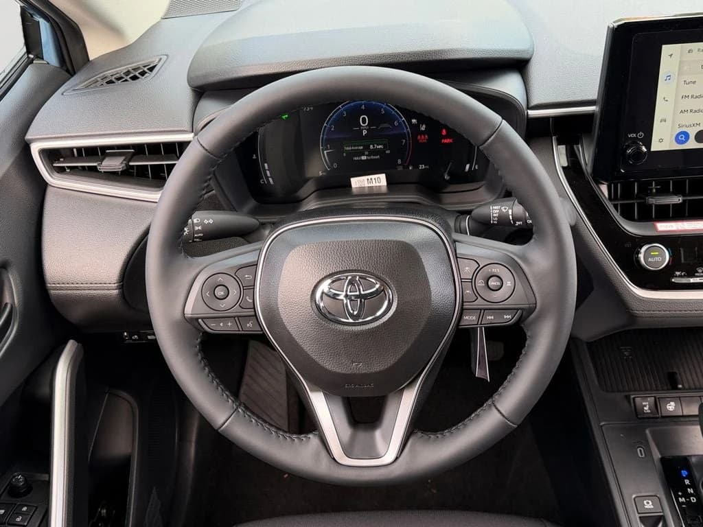Toyota Corolla Cross LE 4WD (Natl) 2026 — side view