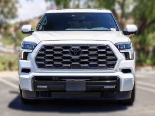 Toyota Sequoia Platinum 4WD (Natl)