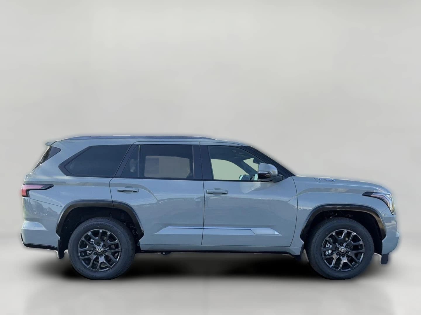 Toyota Sequoia Platinum 4WD (Natl) 2026 — side view