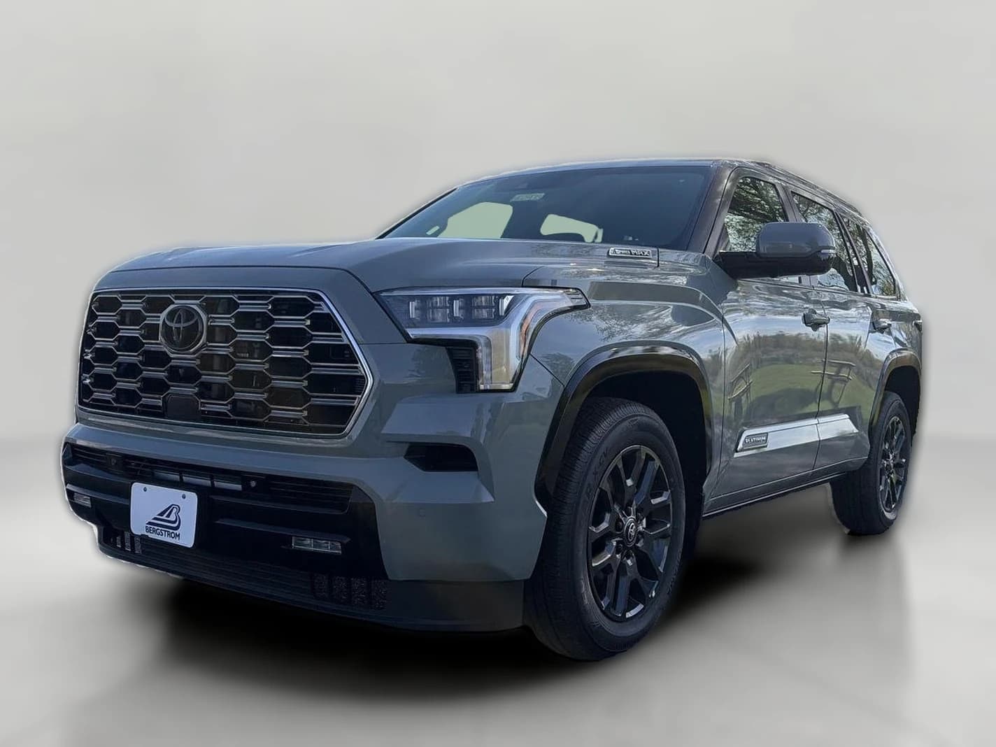Toyota Sequoia Platinum 4WD (Natl) 2026 — side view