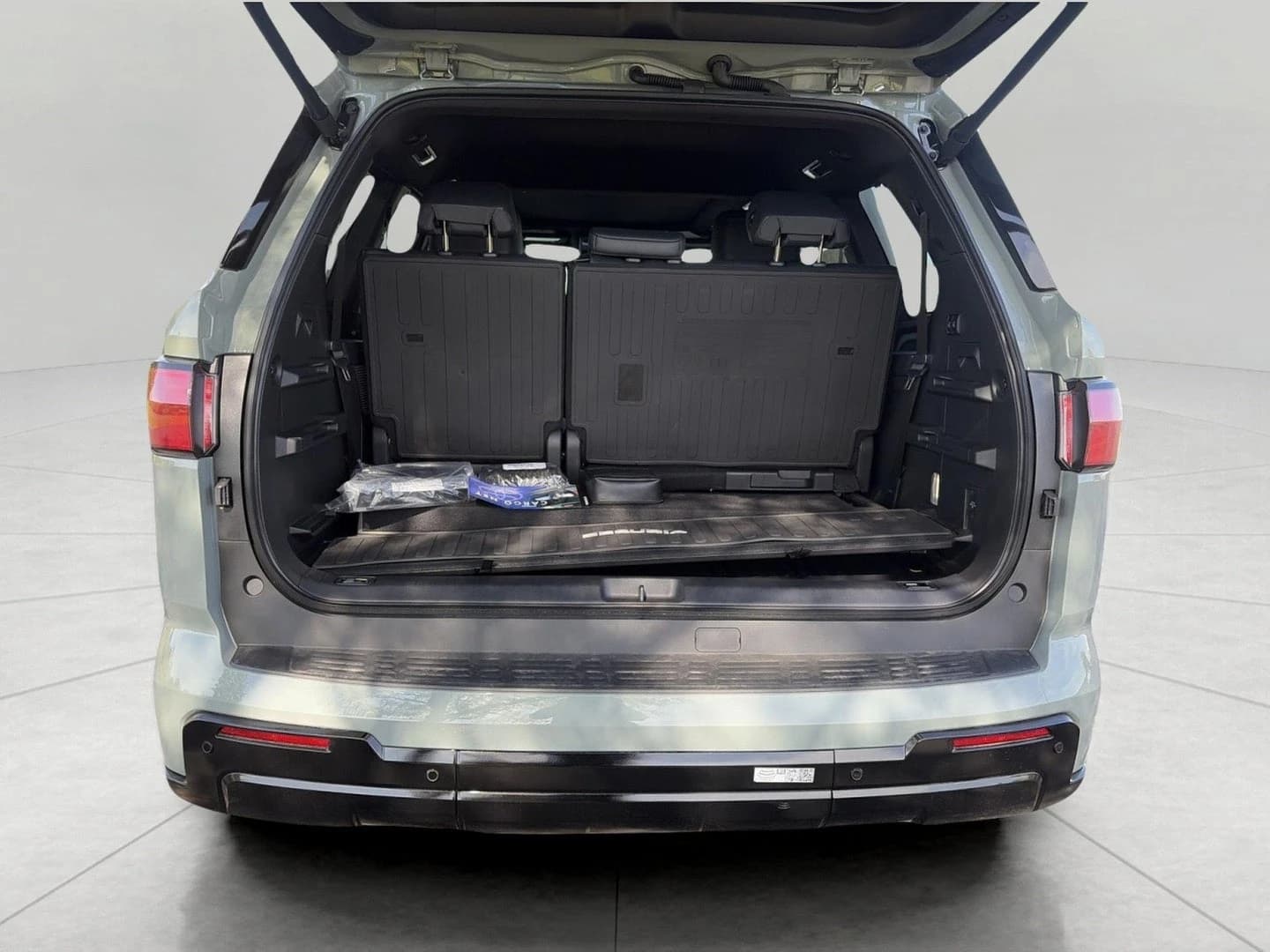 Toyota Sequoia Platinum 4WD (Natl) 2026 — side view