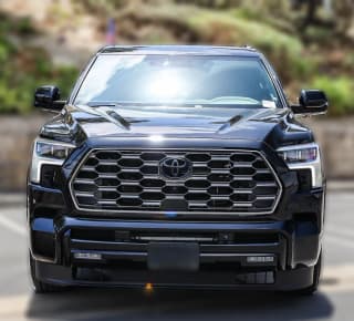 Toyota Sequoia Platinum 4WD (Natl)