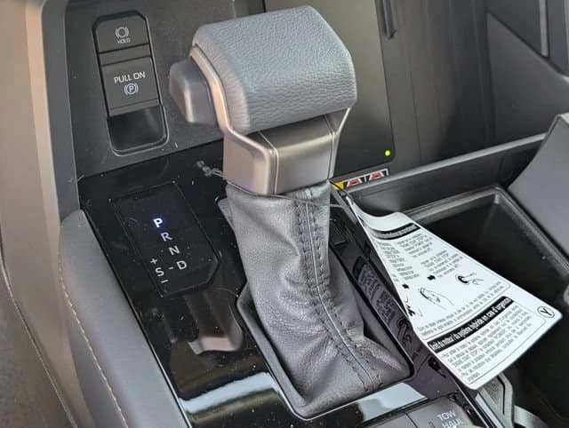 Toyota Sequoia Capstone 4WD (Natl) 2026 — side view