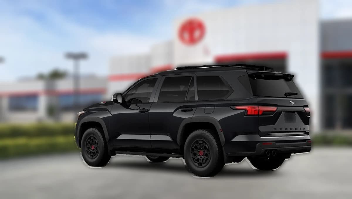 Toyota Sequoia TRD Pro 4WD (Natl) 2026 — side view