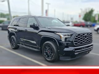 Toyota Sequoia Platinum 4WD (Natl)