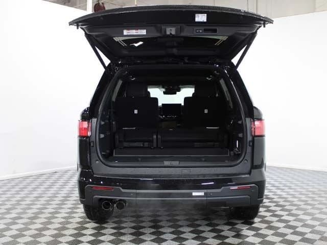 Toyota Sequoia TRD Pro 4WD (Natl) 2026 — side view