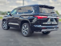 Toyota Sequoia Capstone 4WD (Natl) 2026 — side view
