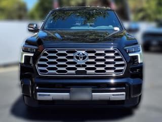 Toyota Sequoia Capstone 4WD (Natl)