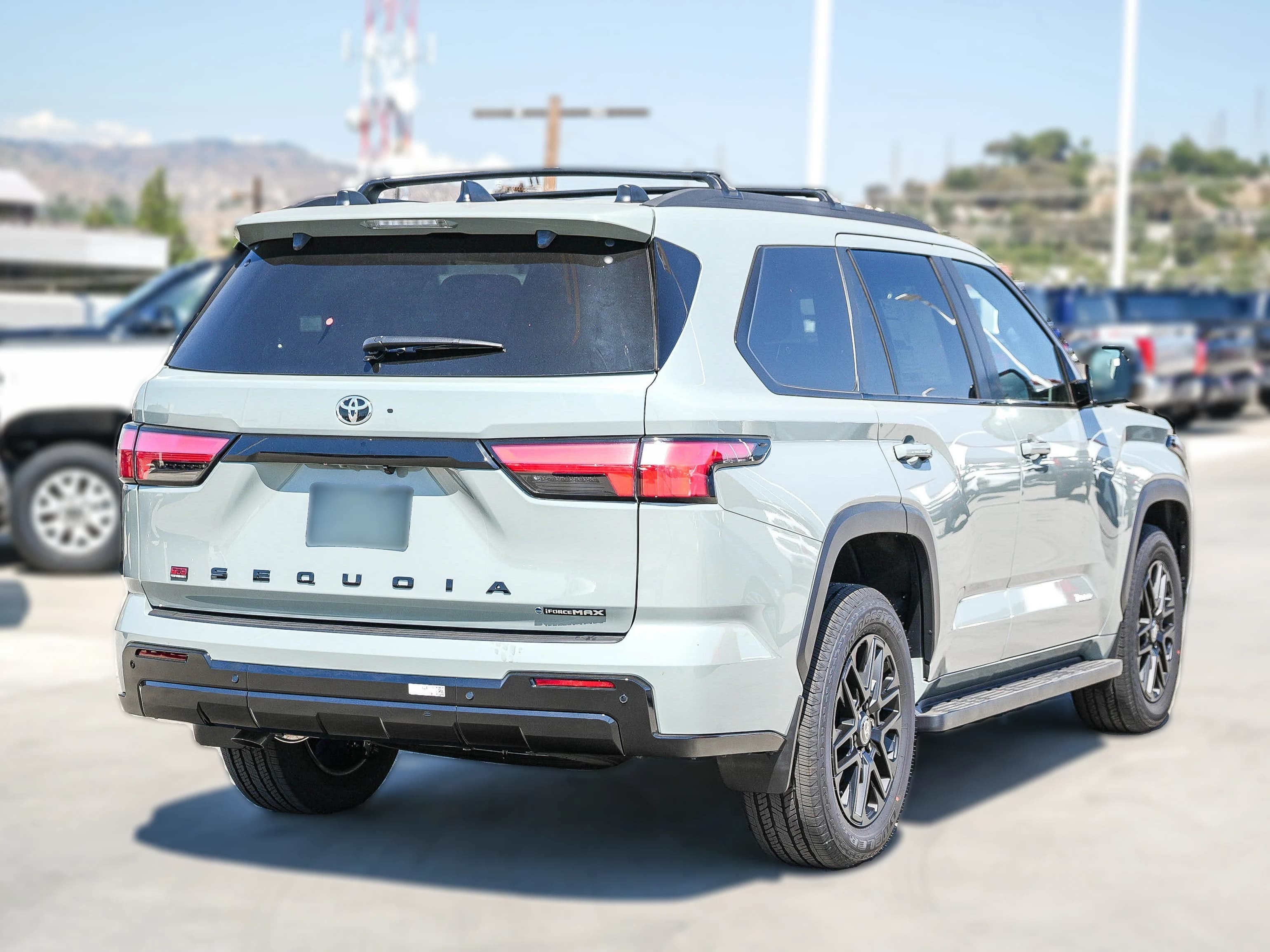 Toyota Sequoia Limited 4WD (Natl) 2026 — side view