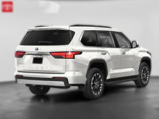 Toyota Sequoia Platinum 4WD (Natl)
