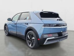 Hyundai IONIQ 5 SE RWD 2026 — side view