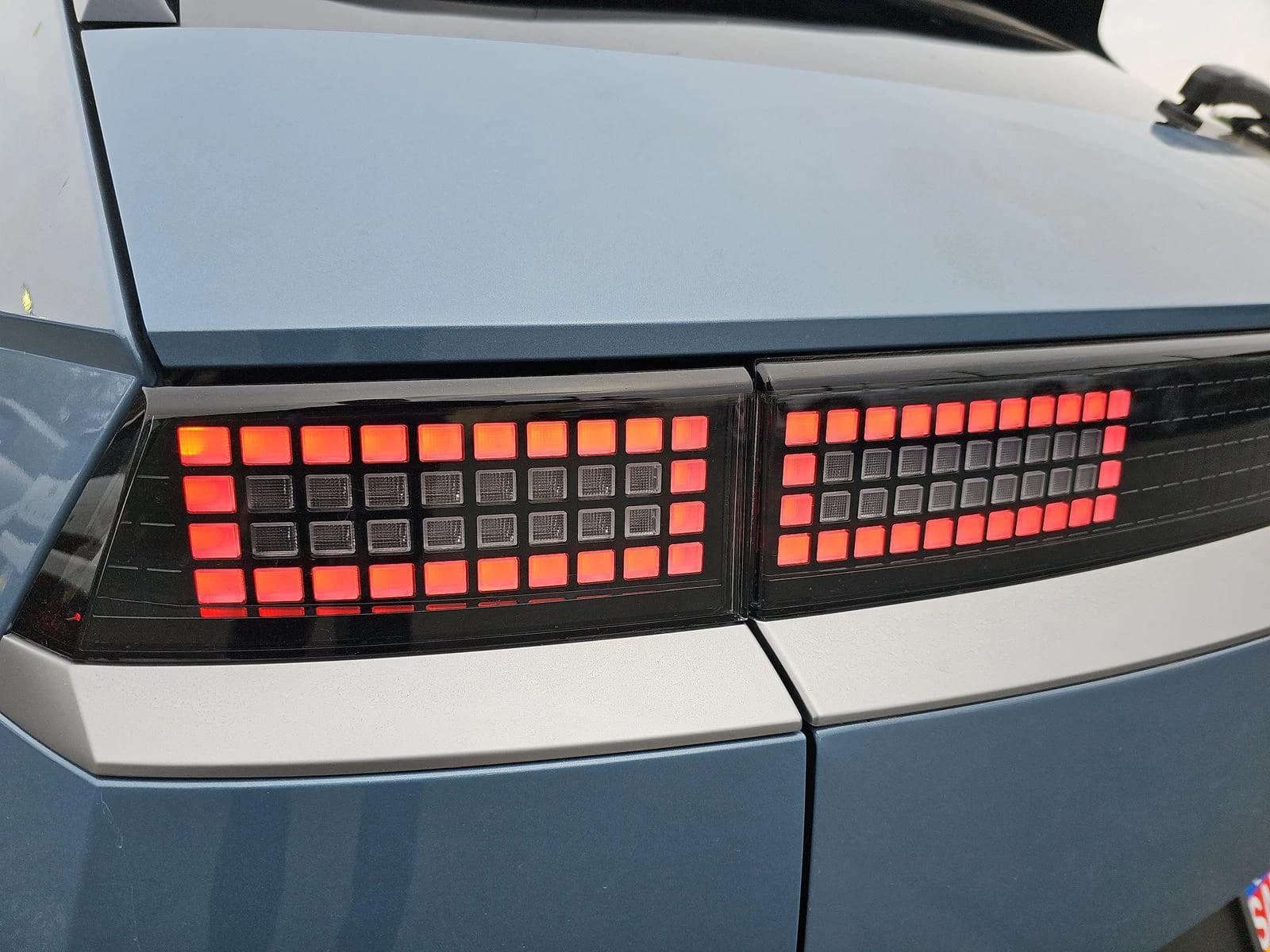 Hyundai IONIQ 5 SE RWD 2026 — side view