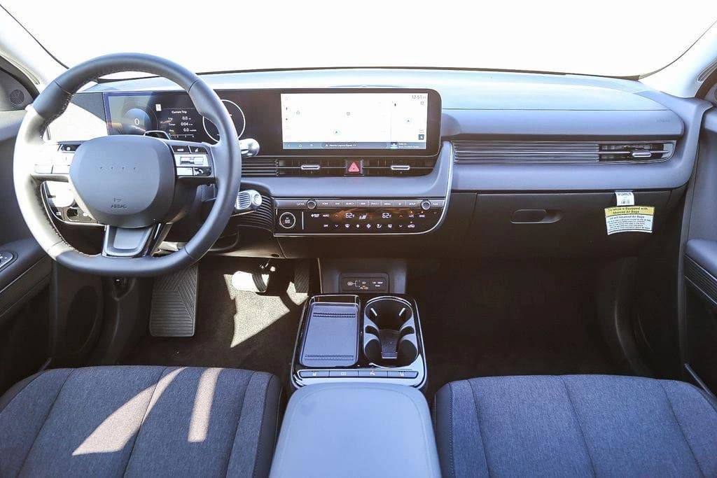 Hyundai IONIQ 5 SE RWD 2026 — side view