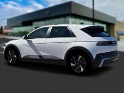 Hyundai IONIQ 5 SE AWD 2026 — side view