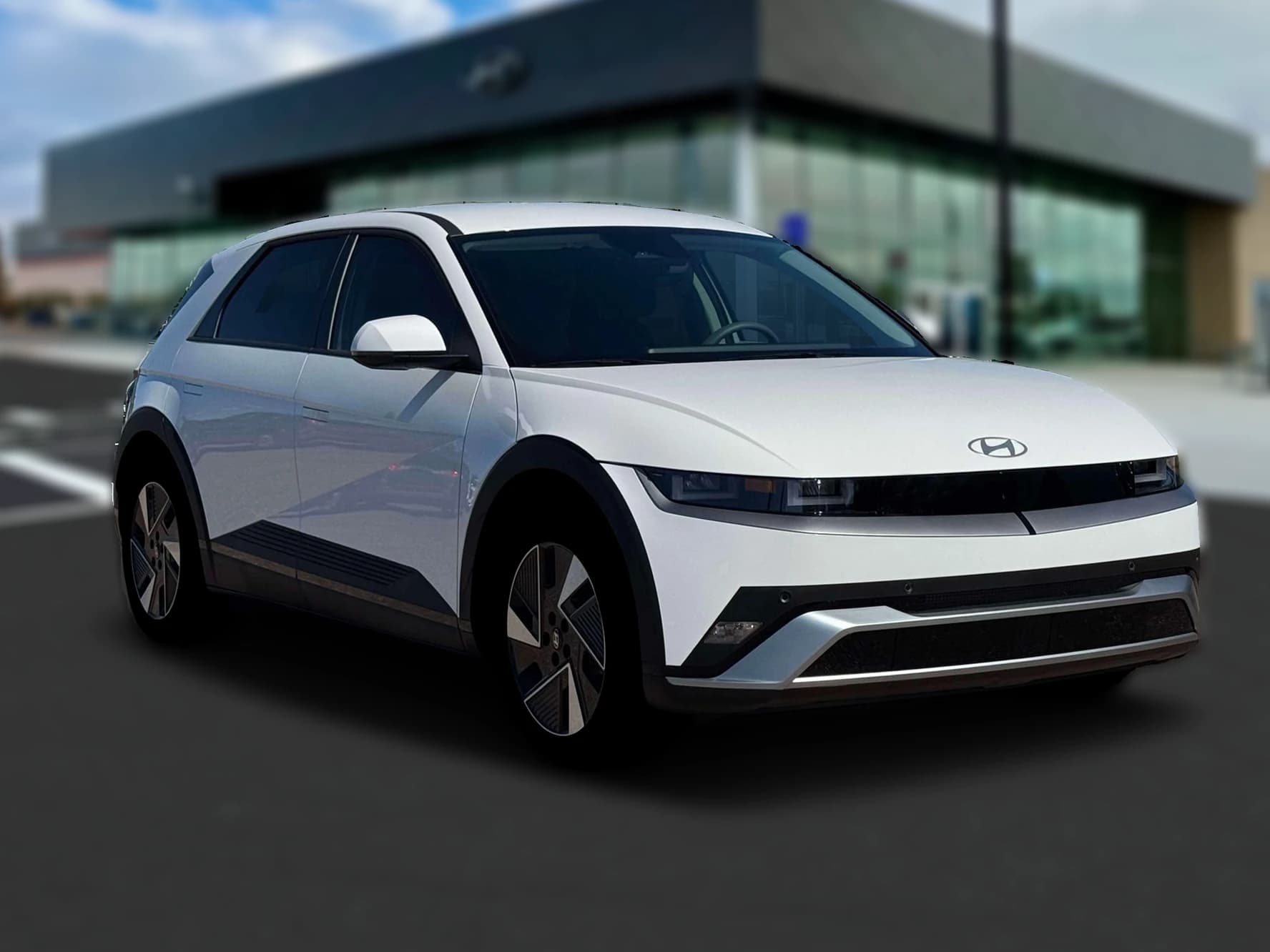 Hyundai IONIQ 5 SE AWD 2026 — side view