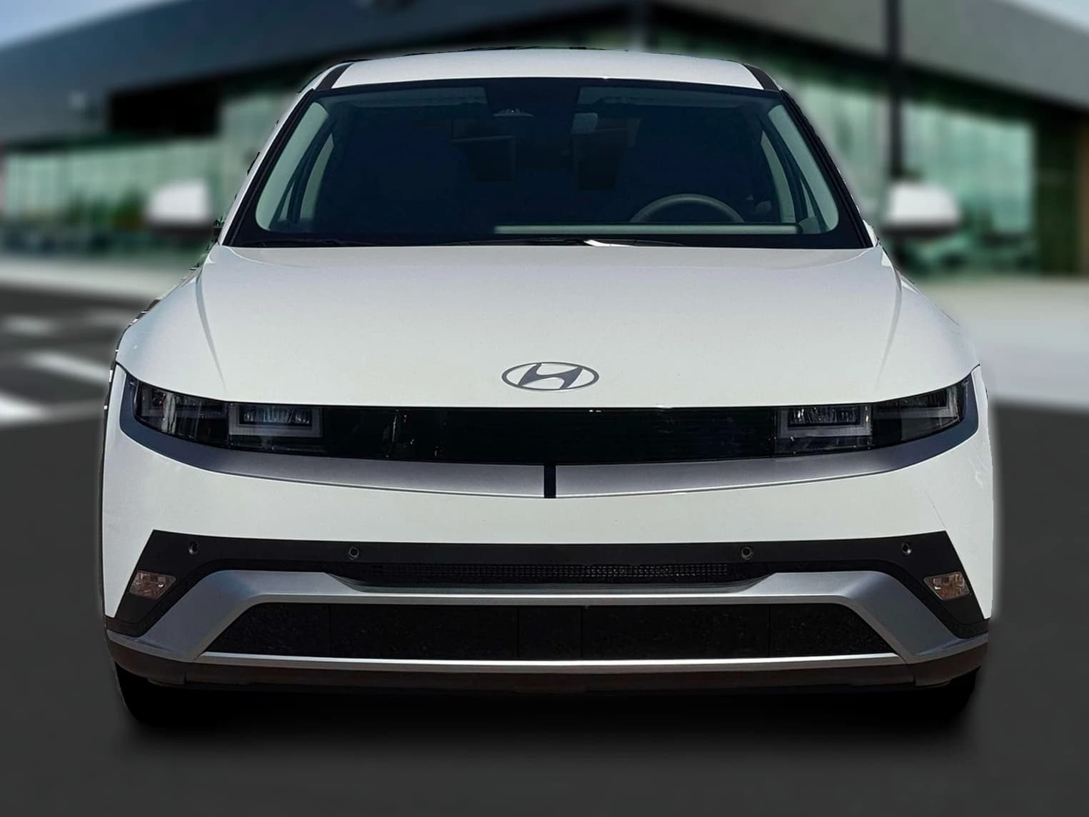Hyundai IONIQ 5 SE AWD 2026 — side view