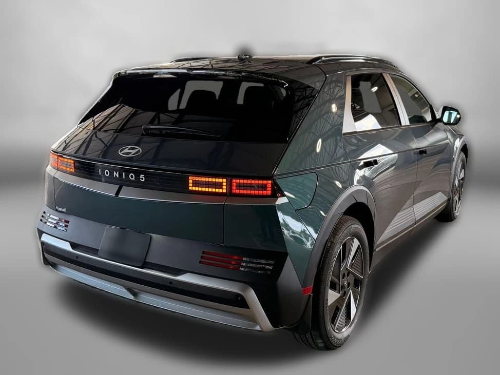 Hyundai IONIQ 5 SEL RWD 2027 — side view