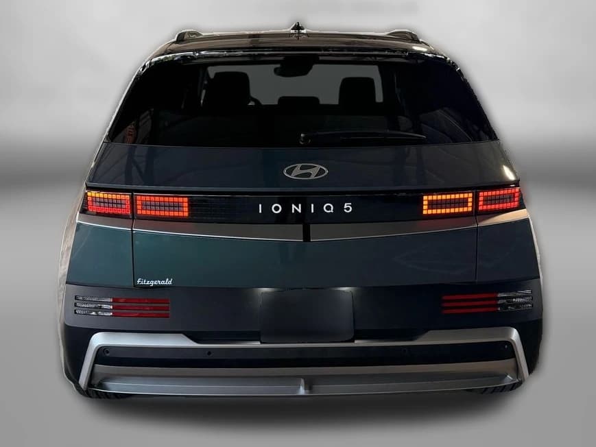 Hyundai IONIQ 5 SEL RWD 2027 — side view