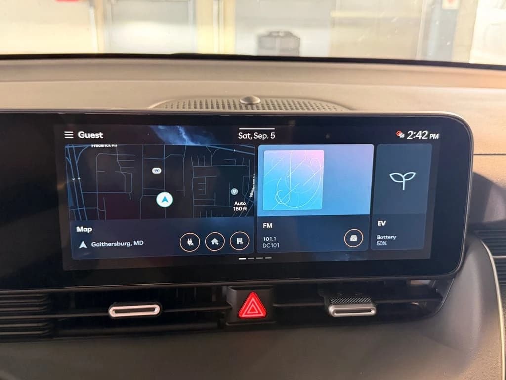 Hyundai IONIQ 5 SEL RWD 2027 — side view