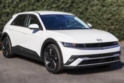 Hyundai IONIQ 5 SEL RWD 2026 — side view