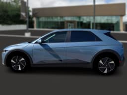 Hyundai IONIQ 5 SEL AWD 2026 — side view
