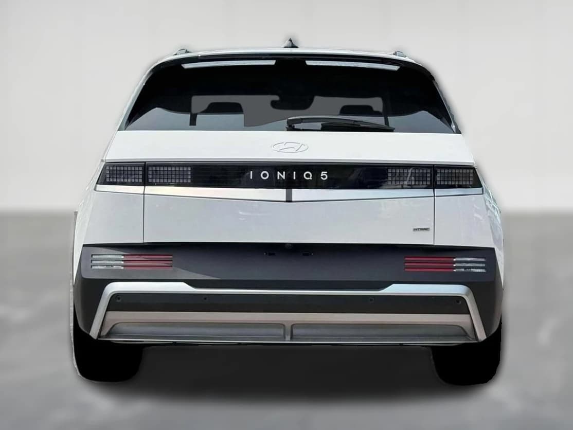 Hyundai IONIQ 5 SEL AWD 2025 — side view