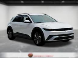 Hyundai IONIQ 5 SEL AWD 2025 — side view