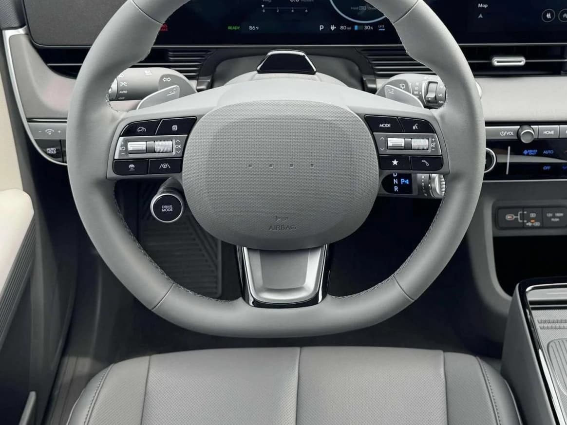 Hyundai IONIQ 5 SEL AWD 2025 — side view