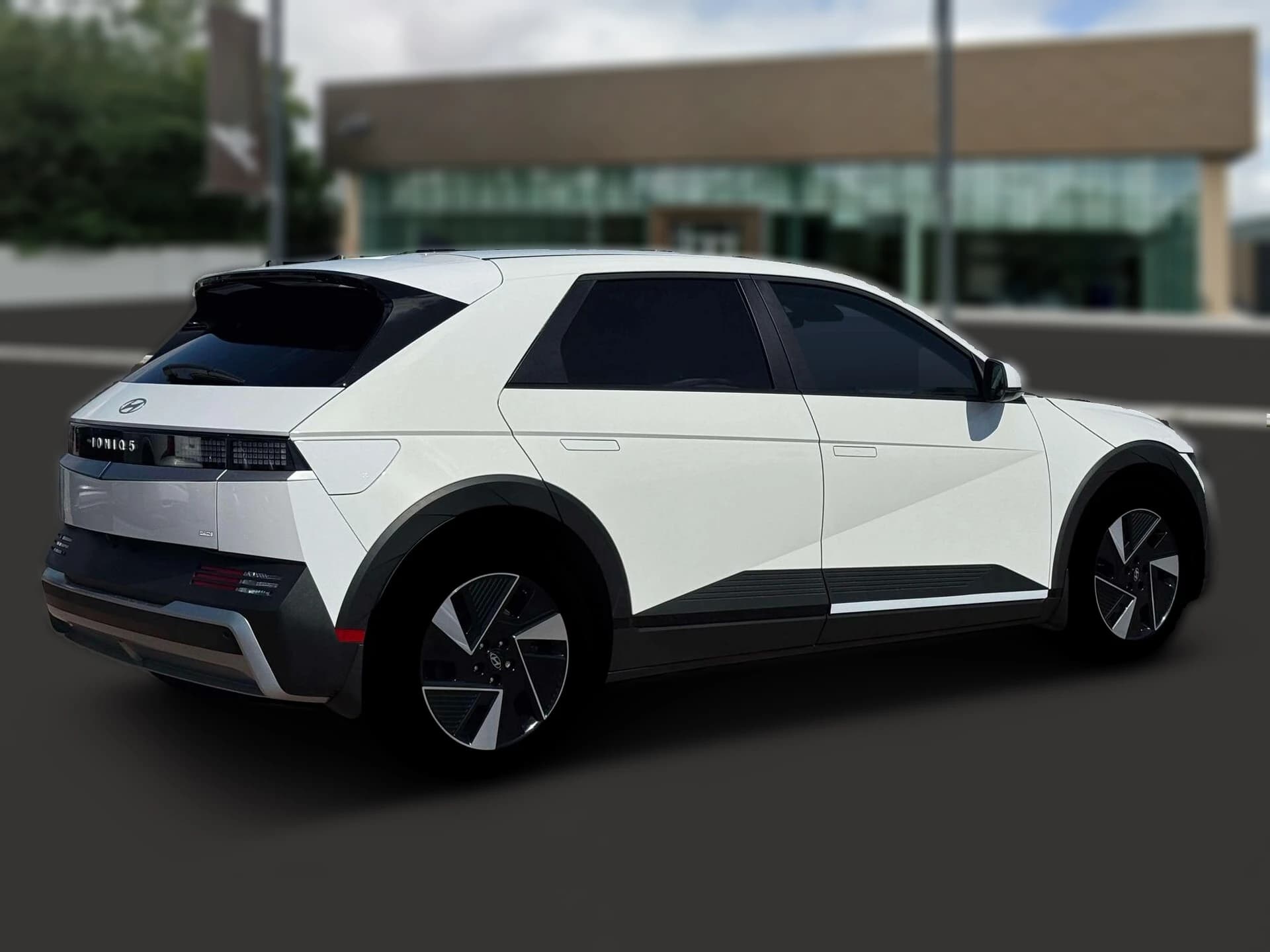 Hyundai IONIQ 5 SEL AWD 2026 — side view