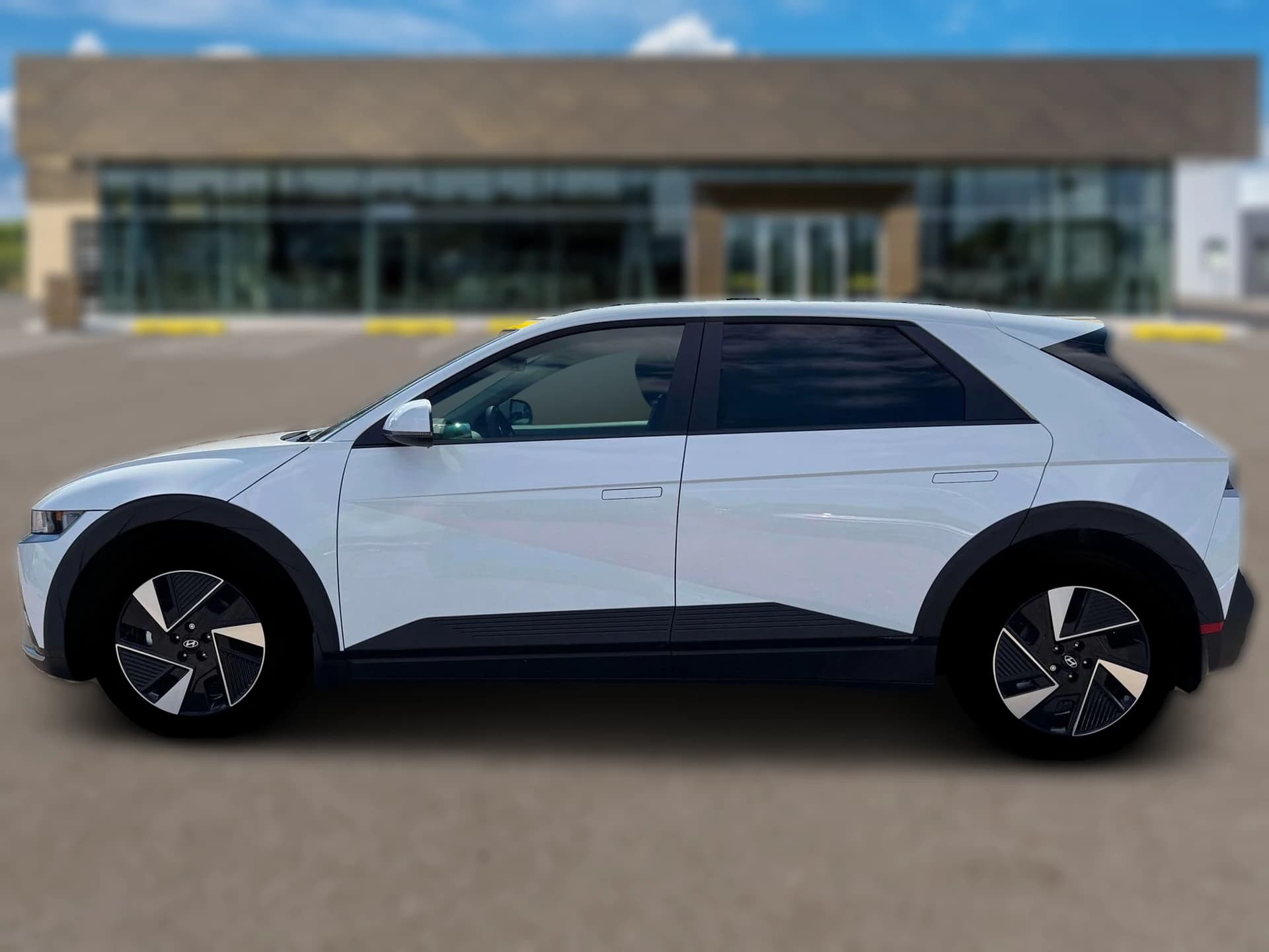 Hyundai IONIQ 5 SEL AWD 2026 — side view