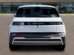 Hyundai IONIQ 5 SEL AWD 2026 — side view
