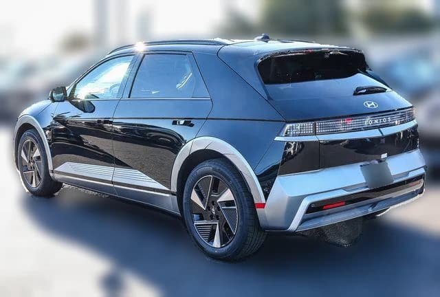 Hyundai IONIQ 5 Limited RWD 2026 — side view