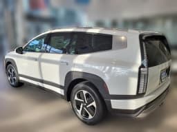 Hyundai IONIQ 9 SE AWD 2026 — side view