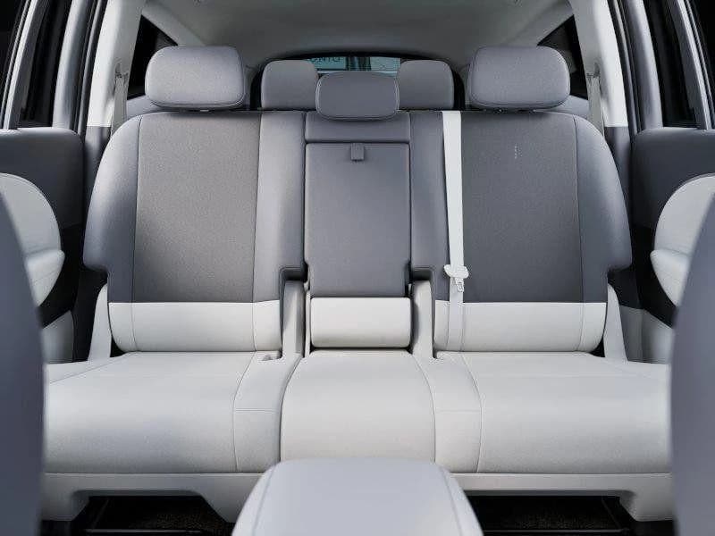 Hyundai IONIQ 9 SE AWD 2026 — side view
