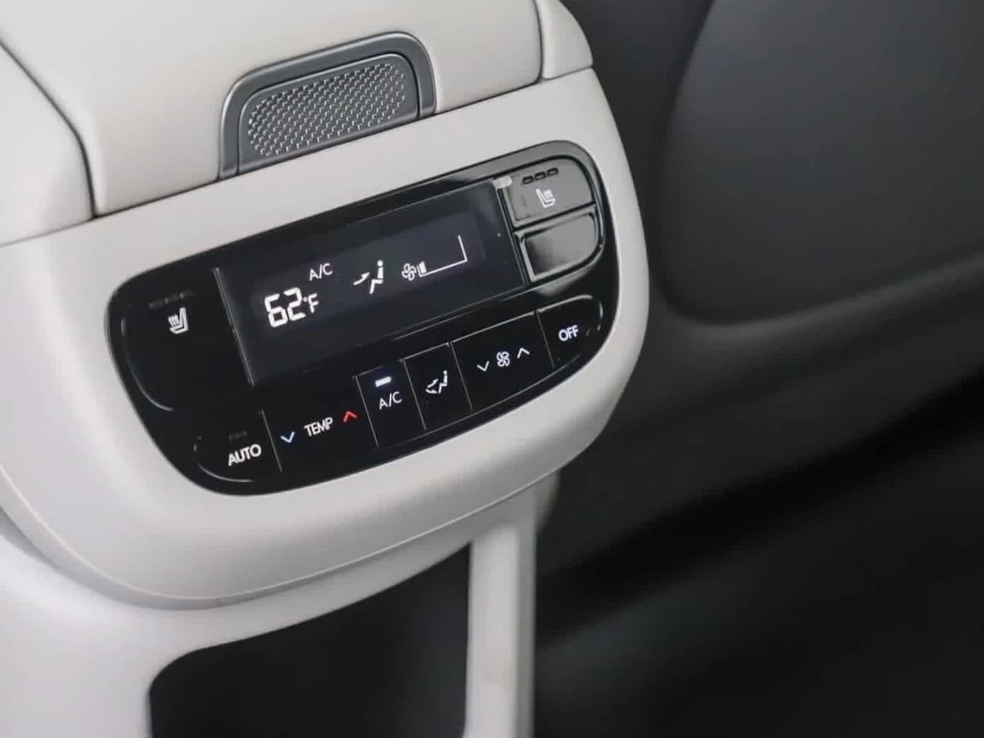 Hyundai IONIQ 9 SEL AWD 2026 — side view