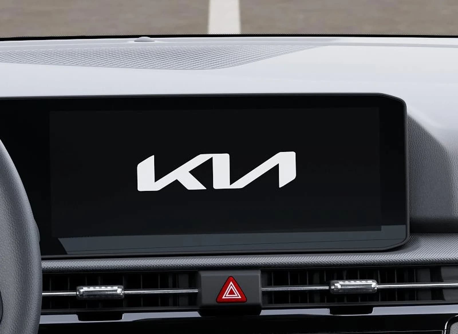 Kia Sportage Hybrid S AWD 2027 — side view
