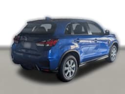 Mitsubishi Outlander Sport S 2.0 FWD 2027 — side view