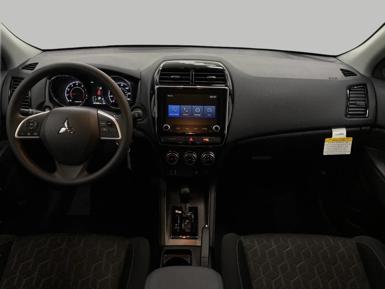 Mitsubishi Outlander Sport S 2.0 AWC 2026 — side view