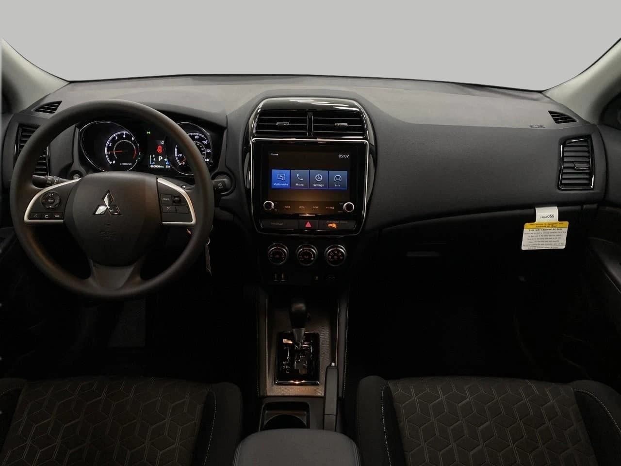 Mitsubishi Outlander Sport S 2.0 AWC 2026 — side view