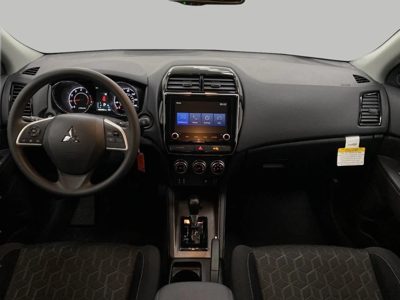 Mitsubishi Outlander Sport ES 2.0 AWC 2026 — side view