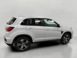 Mitsubishi Outlander Sport ES 2.0 AWC 2026 — side view