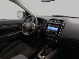 Mitsubishi Outlander Sport ES 2.0 AWC 2026 — side view