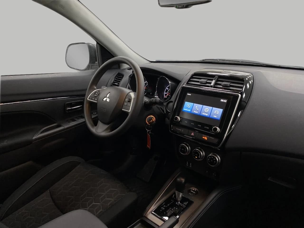 Mitsubishi Outlander Sport ES 2.0 AWC 2026 — side view