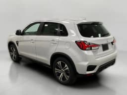 Mitsubishi Outlander Sport ES 2.0 AWC 2026 — side view