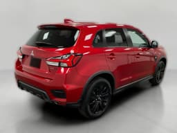 Mitsubishi Outlander Sport LE 2.0 AWC 2026 — side view