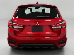 Mitsubishi Outlander Sport LE 2.0 AWC 2026 — side view